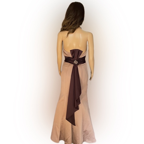 David’s Bridal Women's Strapless Embellished Formal Dress Tan Size 2 - Picture 5 of 15